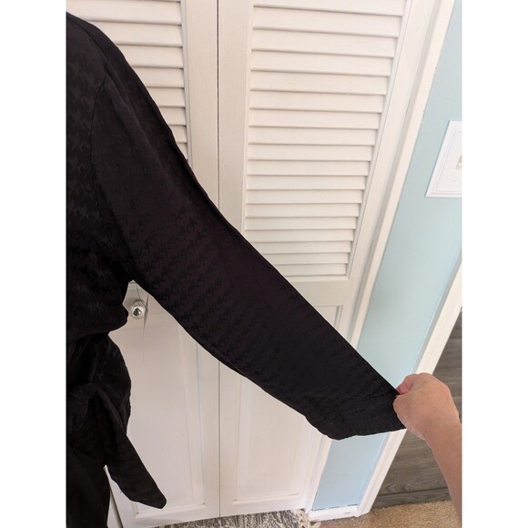 Nine West Blouse Women's XL Black Shimmer Houndstooth Holiday Wrap Top Shirt NEW - Picture 4 of 11